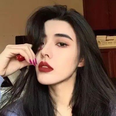 深锁春光一院愁